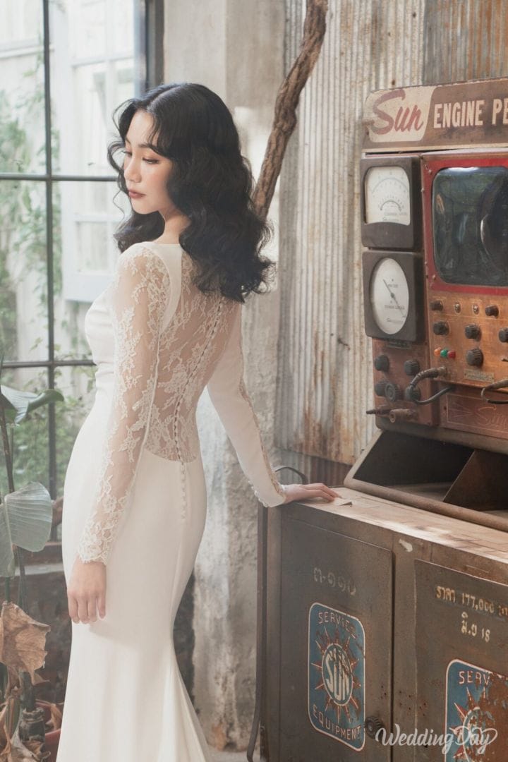 HANDMADE WEDDING DRESS