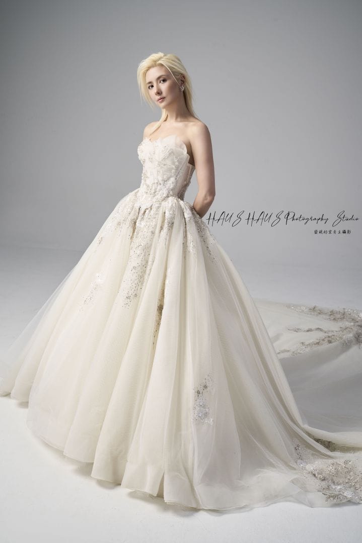 HANDMADE WEDDING DRESS